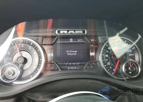 2020 Ram 1500 Laramie z USA, uszkodzony, nr VIN 1C6SRFDT1LN141907